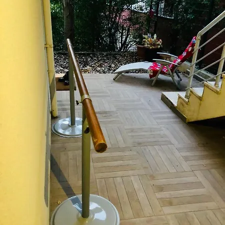 公寓 Lovely Escape House In A Frame With Garden *